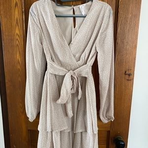 Size small chiffon long sleeve dress